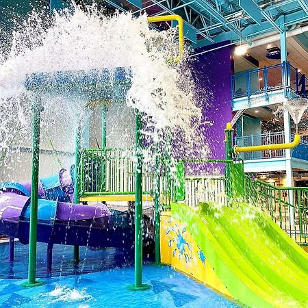 Clarion Hotel & Suites Riverfront Oswego Εξωτερικό φωτογραφία